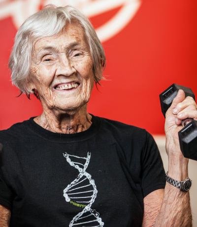 Gudrun tränar trots sin ålder